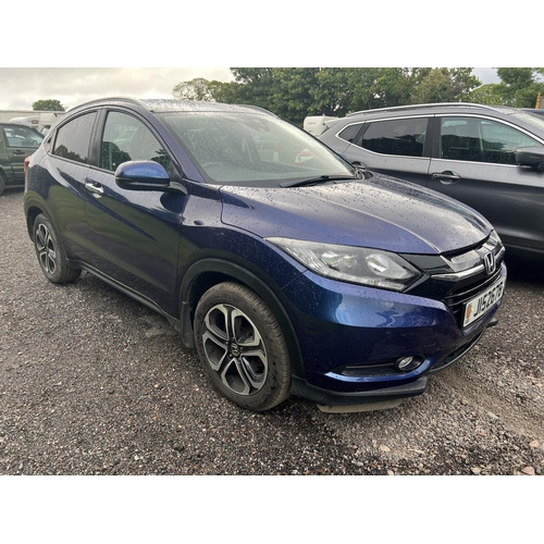 4 - A 2018 Honda HR-V II 1.5 i-VTEC five door hatchback J152678 (petrol/manual), odometer reading 29,368... 