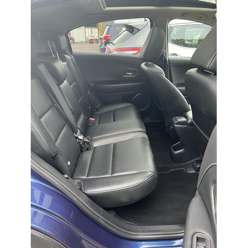 4 - A 2018 Honda HR-V II 1.5 i-VTEC five door hatchback J152678 (petrol/manual), odometer reading 29,368... 