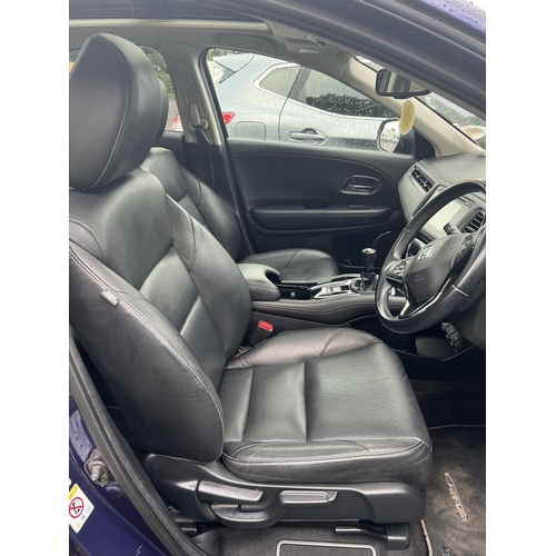 4 - A 2018 Honda HR-V II 1.5 i-VTEC five door hatchback J152678 (petrol/manual), odometer reading 29,368... 