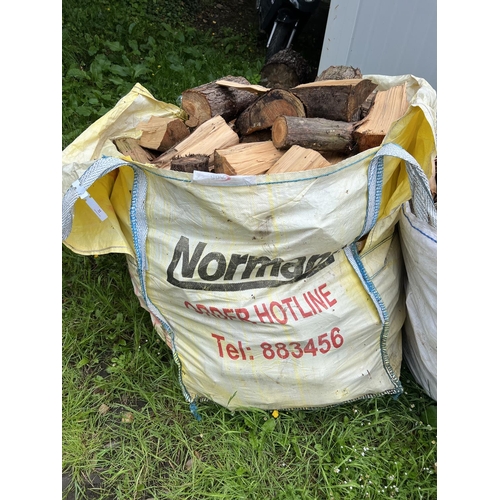 32 - A bulk bag of logs