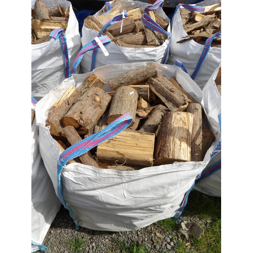 35 - A bulk bag of logs