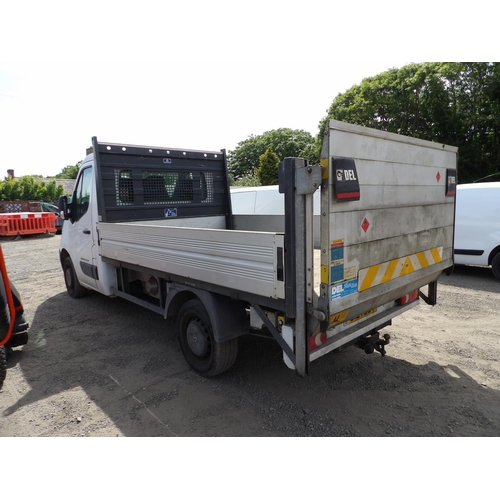 13 - A 2015 Renault Master ML35 2.3 dCi dropside lorry with tail lift J127234 (diesel/manual), odometer r... 