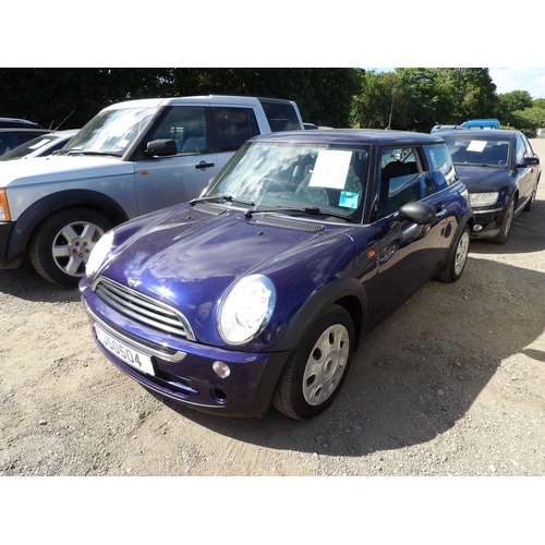 11 - A 2005 Mini One 1.6 three door hatchback J50504 (petrol/manual), odometer reading 55,722 miles - Dri... 