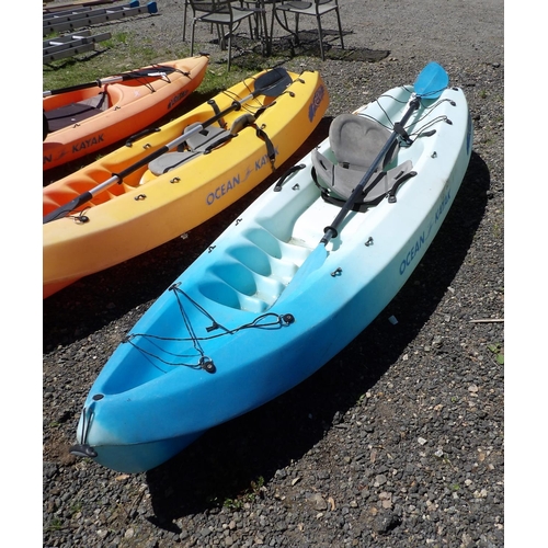 20 - An Ocean Kayak Frenzy kayak complete with paddle