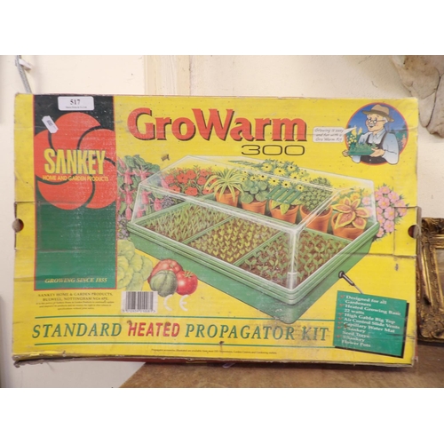 517 - A Sankey grow warm 300 propagator kit