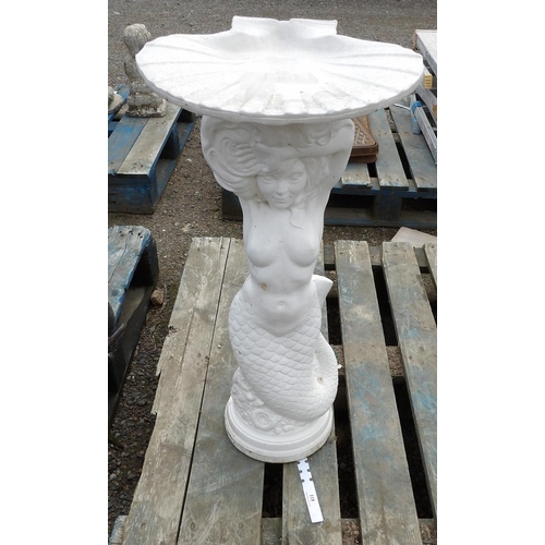 118 - A bird bath modelled in the form of a mermaid and a scallop shell