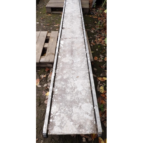 76 - A Youngman alloy staging board (4.8m)