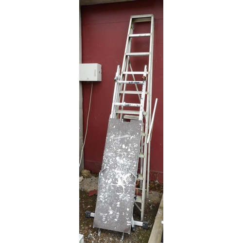 89 - Two aluminium step ladders together with an aluminium combination ladder and staging
