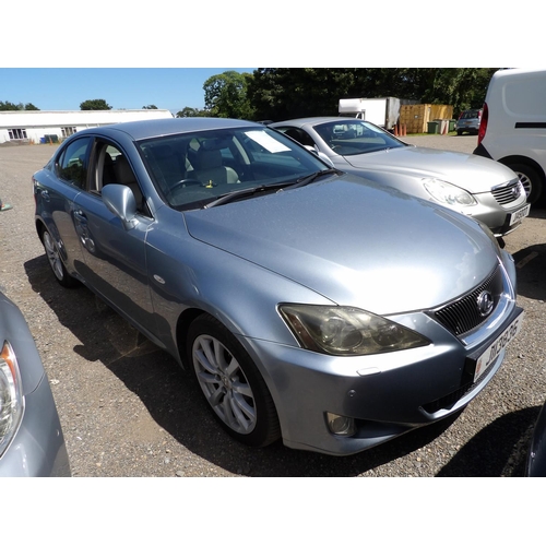 13 - A 2007 Lexus IS 250 SE 2.5 four door saloon J113836 (petrol/manual), odometer reading 76,047 miles