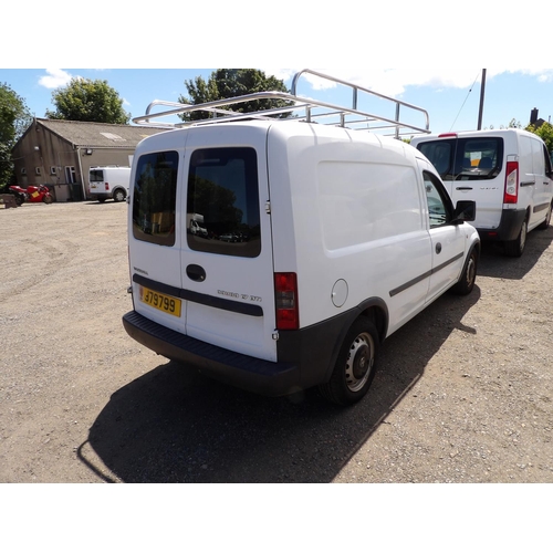 20 - A 2004 Vauxhall Combi 1700 1.7 DTi small goods van J79799 (diesel/manual), odometer reading 51,924 m... 