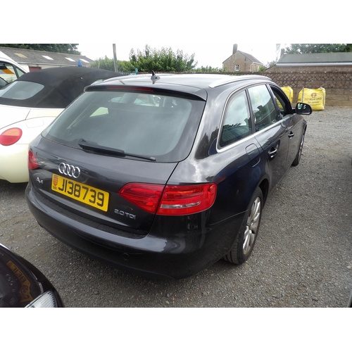 10 - A 2009 Audi A4 Avant SE 2.0 TDi estate J138739 (diesel/automatic), odometer reading 132,842 miles