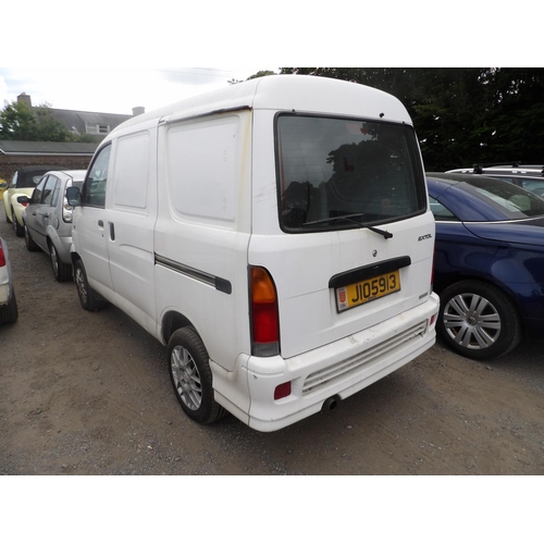 17 - A 2006 Daihatsu Extol 1.3 panel van J105913 (petrol/manual), odometer reading 70,966 miles - clutch ... 