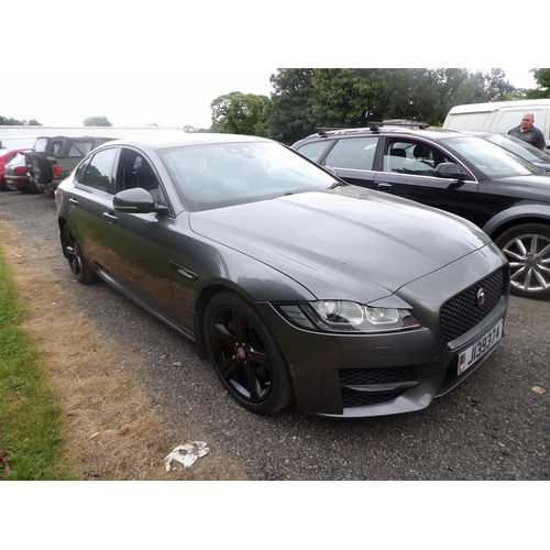 6 - A 2018 Jaguar XF 260 R-Sport 2.0 TDi four door saloon J139374 (diesel/automatic), odometer reading 2... 