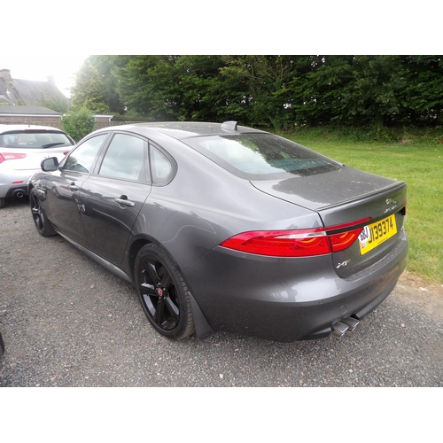 6 - A 2018 Jaguar XF 260 R-Sport 2.0 TDi four door saloon J139374 (diesel/automatic), odometer reading 2... 