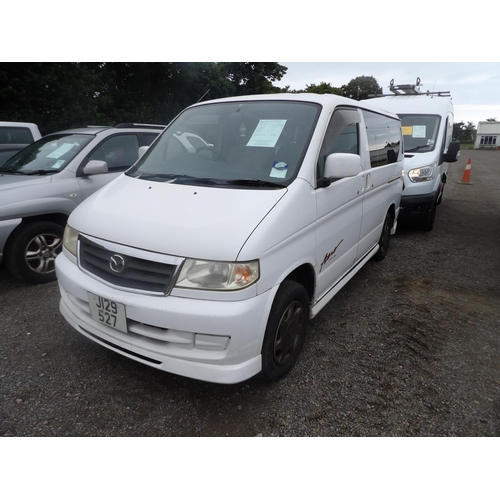 11 - A 2001 Mazda Bongo Friendee 2.0 MPV J129527 (petrol/automatic), odometer reading 57,392 miles