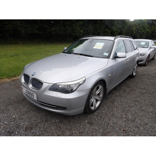 3 - J3899 assigned to a 2009 BMW 520D SE Touring 2.0 TDi estate in good order (diesel/automatic), odomet... 