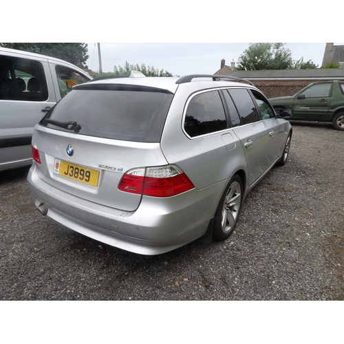 3 - J3899 assigned to a 2009 BMW 520D SE Touring 2.0 TDi estate in good order (diesel/automatic), odomet... 