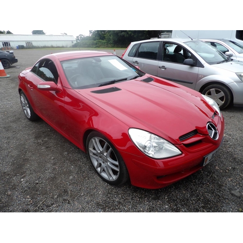 6 - A 2008 Mercedes-Benz SLK200 Kompressor 1.8 convertible J137568 (petrol/automatic), odometer reading ... 