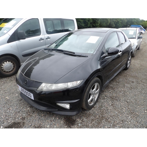 7 - A 2008 Honda Civic i-CTDi 2.2 five door hatchback J110900 (diesel/manual), odometer reading 119,837 ... 