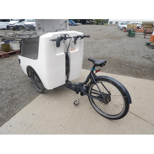 169 - A Raleigh Pro E-Cargo bicycle (100kg capacity)