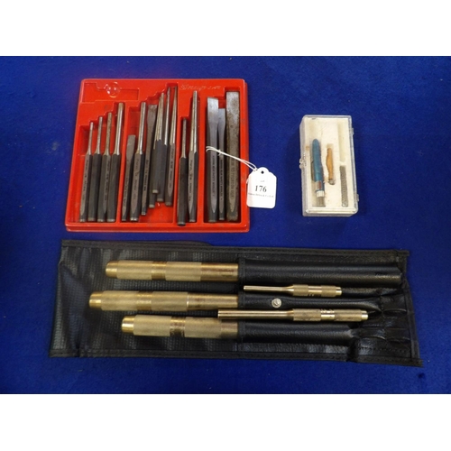 176 - Assorted Snap-On chisels and drifts together with five Snap-On bronze pin punches