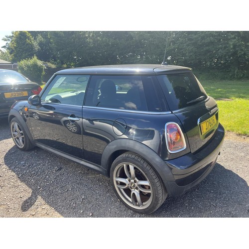 5 - A 2008 Mini One 1.4 three door hatchback J78216 (petrol/manual), odometer reading 57,005 miles