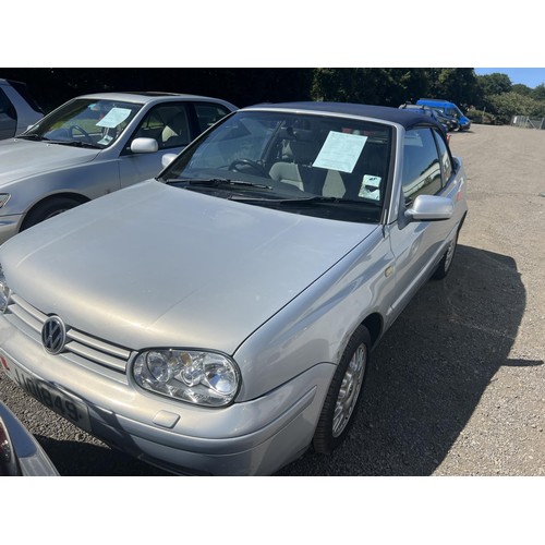 13 - A 1999 Volkswagen Golf AvantGarde 2.0 convertible J101849 (petrol/manual), odometer reading 57,089 m... 