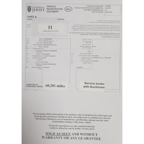 11 - A 2005 Volkswagen Beetle Luna 1.4 convertible J105397 (petrol/manual), odometer reading 60,201 miles