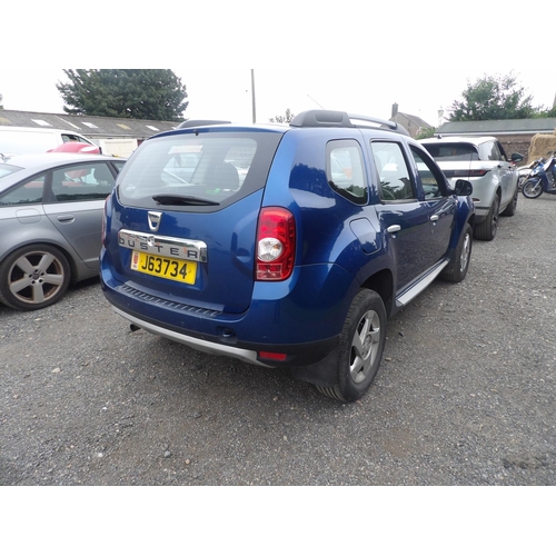 5 - A 2014 Dacia Duster Laureate 1.5 dCi SUV (4x2) J63734 (diesel/manual), odometer reading 69,470 miles... 