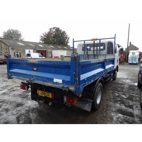 19 - A 2013 Isuzu Forward NPR-7 Euro V 5.2 TDi crew cab tipper J98128 (diesel/manual), odometer reading 3... 