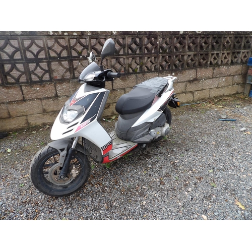 2 - A 2013 Aprilia SR Motard 125 scooter J69810, odometer reading 26,493 miles