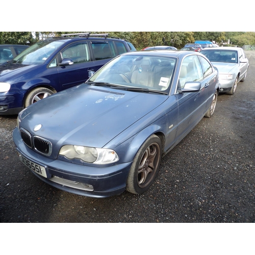 18 - A 2001 BMW 330 Ci 3.0 coupe J136551 (petrol/automatic), odometer reading 100,386 miles