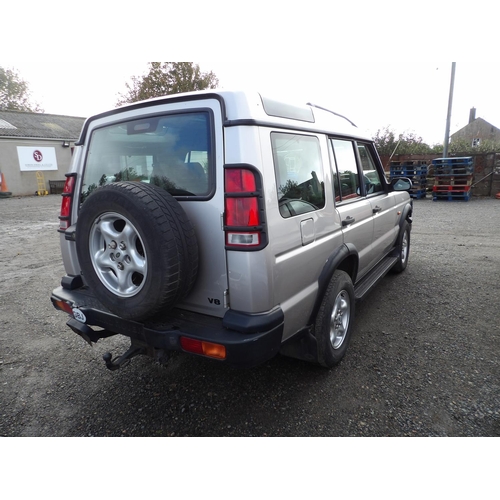 20 - A 1999 Land Rover Discovery V8i ES J33649 (petrol/automatic), odometer reading 65,814 miles