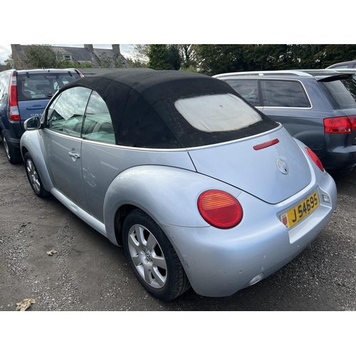 16 - A 2003 Volkswagen Beetle 2.0 convertible J54695 (petrol/manual), odometer reading 92,020 miles