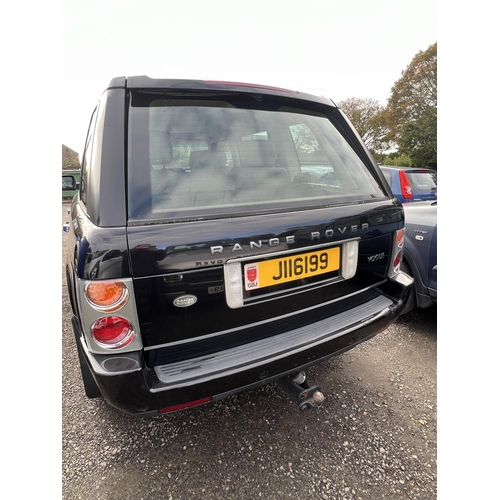 17 - A 2002 Range Vogue 4.4 V8 J116199 (petrol/automatic), odometer reading 103,402 miles