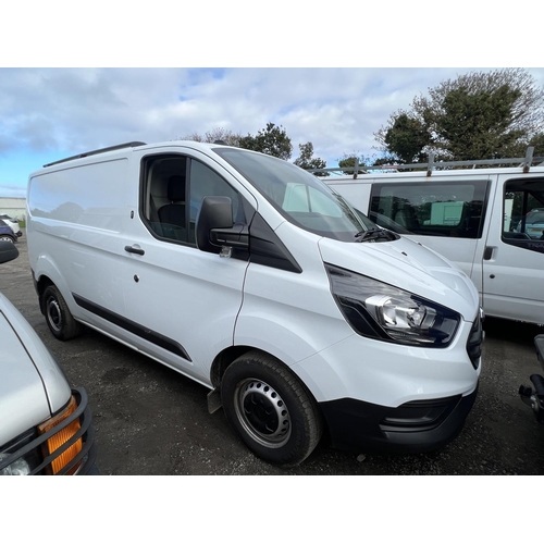 21 - A 2023 Ford Transit Custom 300 Leader EcoBlue 2.0 panel van J68485 (diesel/manual), odometer reading... 