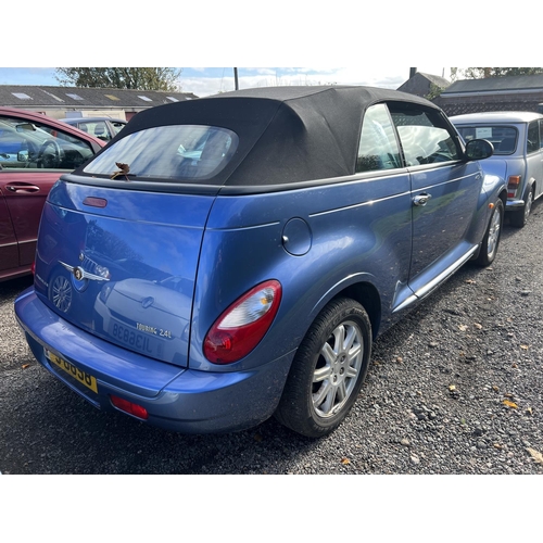 3 - J6698 - Assigned to a one owner 2007 Chrysler PT Cruiser 2.4 convertible (petrol/automatic), odomete... 