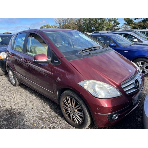 6 - A 2011 Mercedes-Benz A180 Elegance SE 2.0 CDi five door hatchback J117856 (diesel/automatic), odomet... 