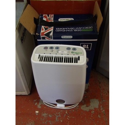 165 - A Meaco DD8L standard desiccant portable dehumidifier