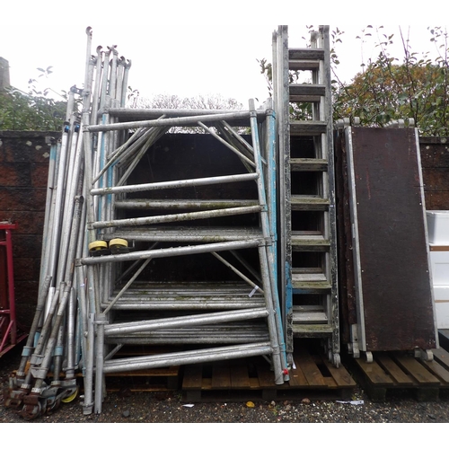 55 - A comprehensive Boss aluminium scaffold tower