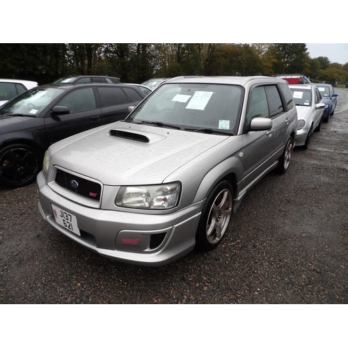 11 - A 2004 Subaru Forester 2.5 estate J137621 (petrol/manual), odometer reading 98,667 miles