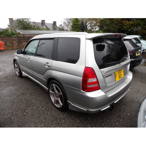 11 - A 2004 Subaru Forester 2.5 estate J137621 (petrol/manual), odometer reading 98,667 miles