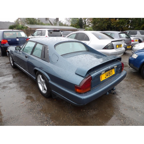 15 - A 1985 Jaguar XJS 3.6 sports coupe J41813 (petrol/manual), odometer reading 62,285 miles