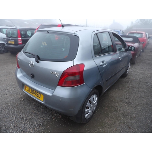 10 - A 2008 Toyota Yaris 1.4 TDi five door hatchback J138490 (diesel/automatic), odometer reading 76,517 ... 