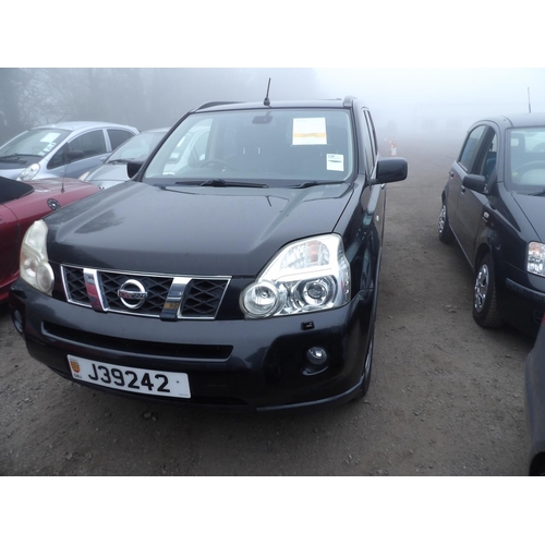 13 - A 2007 Nissan X-Trail Aventura Explorer 2.0 dCi SUV J39242 (diesel/manual), odometer reading 75,997 ... 