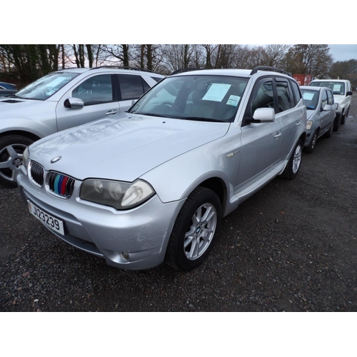 15 - A 2005 BMW X3 SE 2.5 SUV J123239 (petrol/automatic), odometer reading 92,447 miles