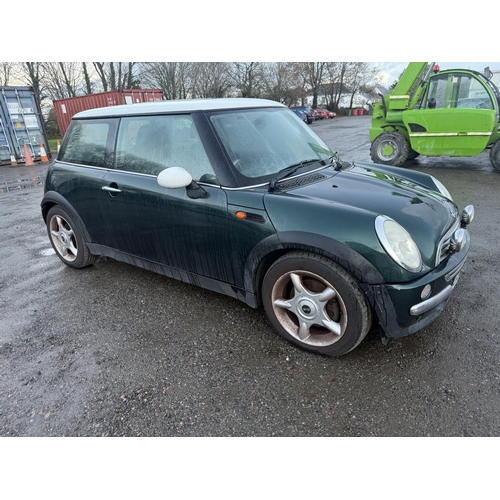 5 - A 2003 Mini Cooper 1.6 three door hatchback J120883 (petrol/manual), odometer reading 77,749 miles