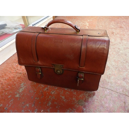 319 - A Texier leather satchel