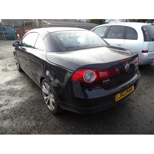 17 - A 2007 Volkswagen EOS Individual 2.0T convertible J103468 (petrol/manual), odometer reading 55,788 m... 