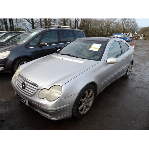 19 - A 2002 Mercedes-Benz C220 2.1 CDi coupe J100823 (diesel/manual) - odometer reading illegible.